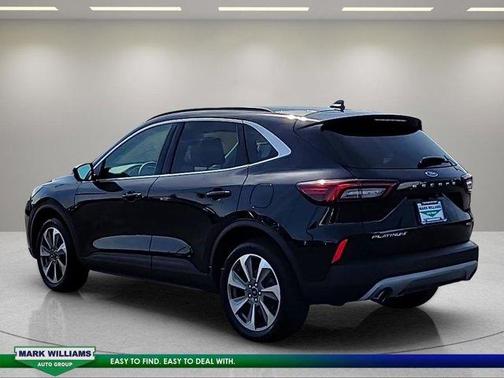 Black Metallic 2023 Ford Escape Platinum
