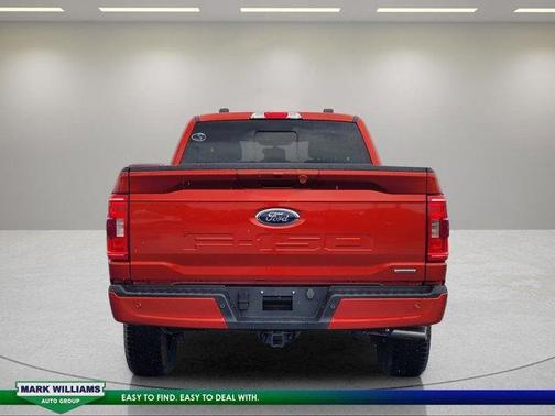 Hot Pepper Red Metallic Tinted Clearcoat 2023 Ford F-150 XLT