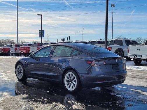 2022 Tesla Model 3 Long Range