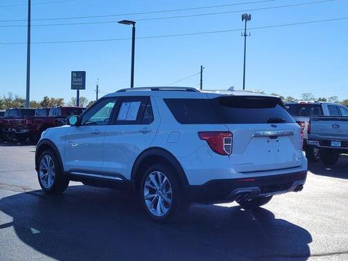 2022 Ford Explorer Platinum