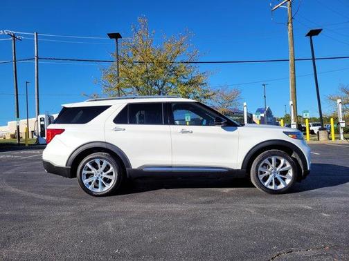 2022 Ford Explorer Platinum