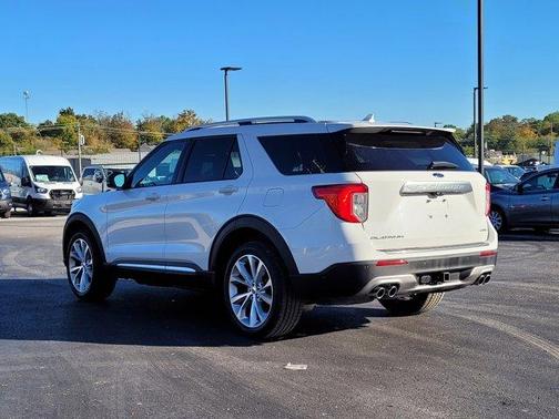 2022 Ford Explorer Platinum