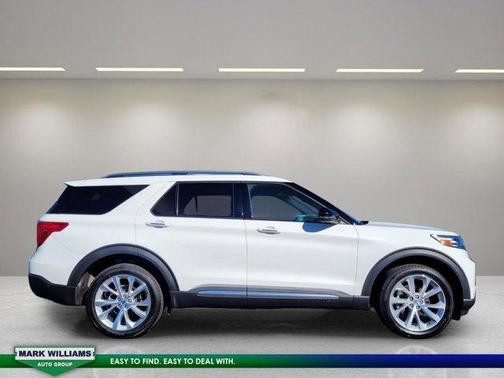 2022 Ford Explorer Platinum