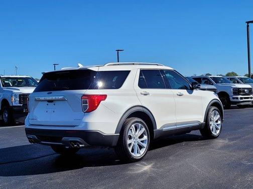 2022 Ford Explorer Platinum