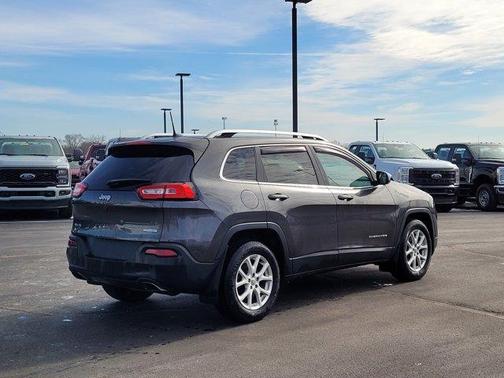 2016 Jeep Cherokee Latitude