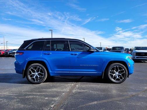 2022 Jeep Grand Cherokee 4xe Summit