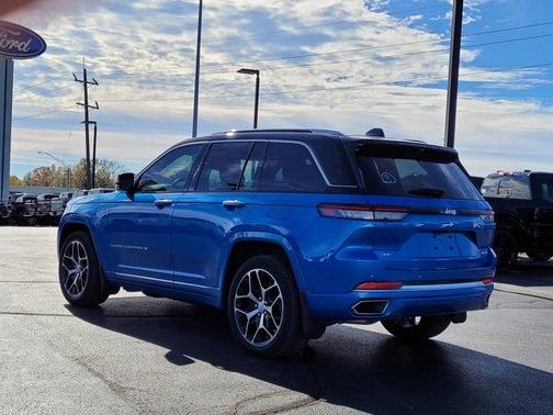 2022 Jeep Grand Cherokee 4xe Summit
