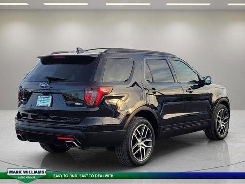 2017 Ford Explorer sport