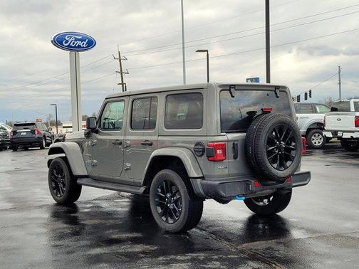 2022 Jeep Wrangler Unlimited 4xe Sahara