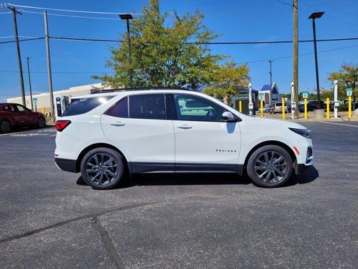 2022 Chevrolet Equinox RS
