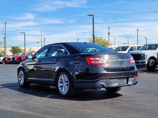 2015 Ford Taurus Limited