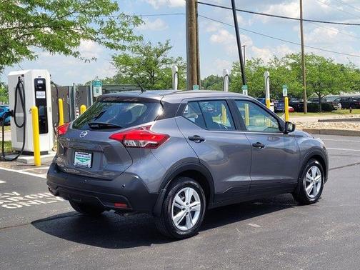 2020 Nissan Kicks S