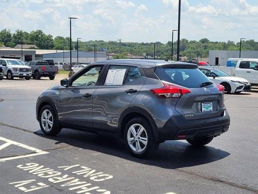 2020 Nissan Kicks S