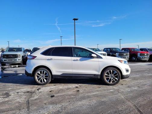 2016 Ford Edge Titanium