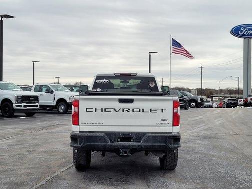 2020 Chevrolet Silverado 2500 Custom
