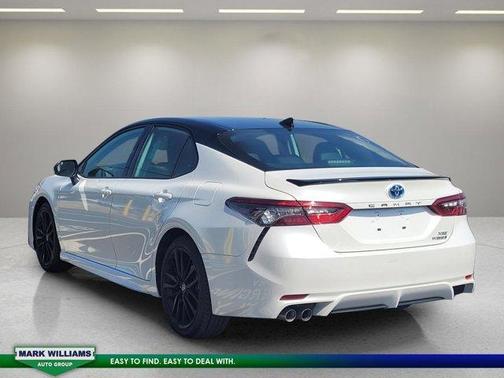 2023 Toyota Camry Hybrid XSE