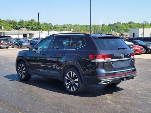 2022 Volkswagen Atlas 3.6L SE w/Technology