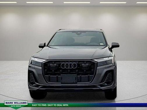 2025 Audi Q7 55 Premium Plus