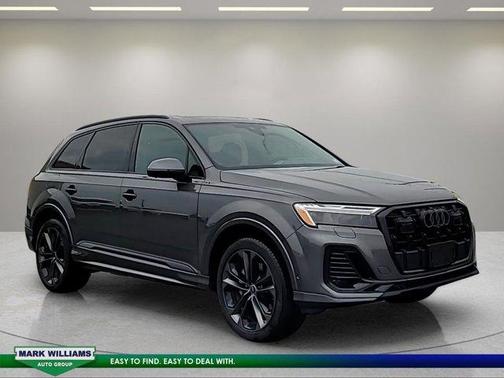 2025 Audi Q7 55 Premium Plus