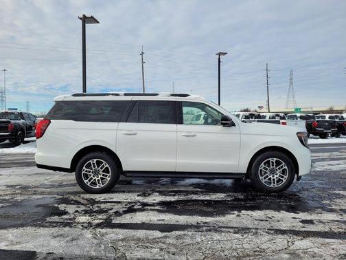 2025 Ford Expedition Max Active