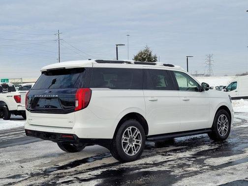 2025 Ford Expedition Max Active