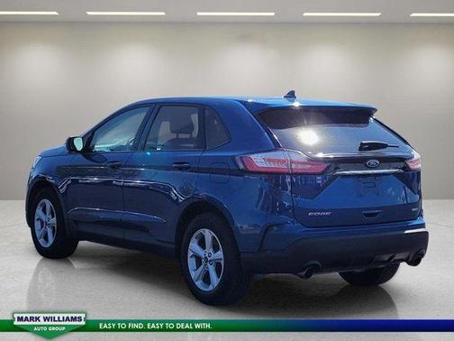 2020 Ford Edge SE