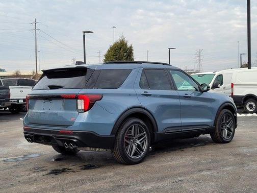 2025 Ford Explorer ST