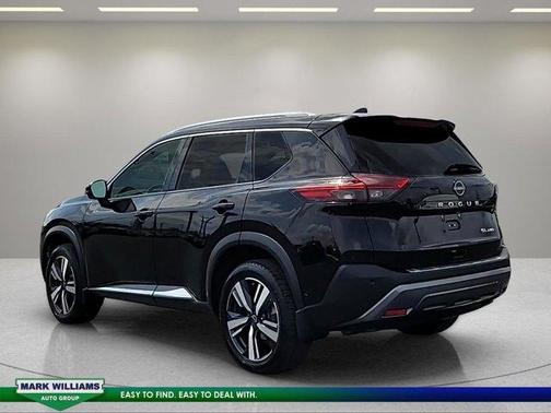 Black 2023 Nissan Rogue SL