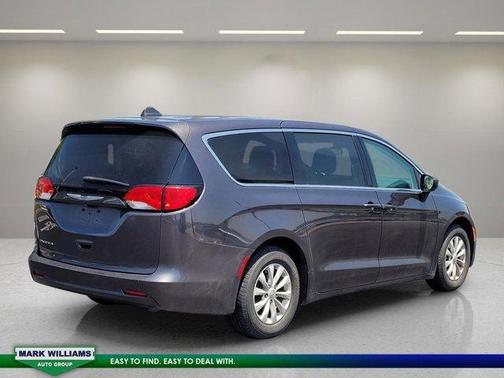 2017 Chrysler Pacifica Touring