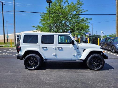 2022 Jeep Wrangler Unlimited 4xe Sahara