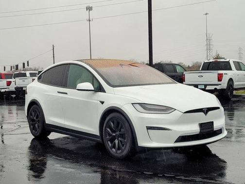 2023 Tesla Model X Standard Range