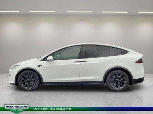 2023 Tesla Model X Standard Range
