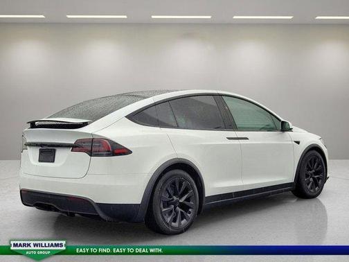 2023 Tesla Model X Standard Range