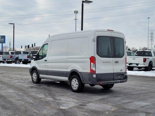 2015 Ford Transit-250 130 WB Medium Roof Cargo