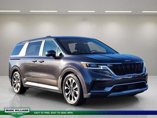 2024 Kia Carnival EX