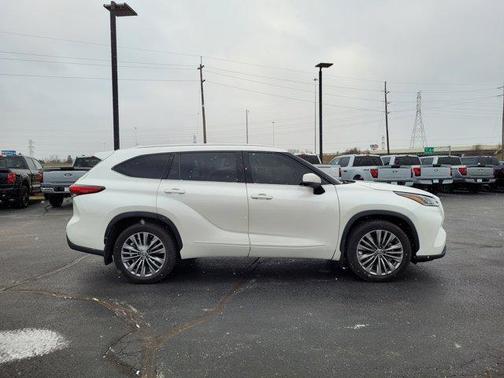 2020 Toyota Highlander Platinum