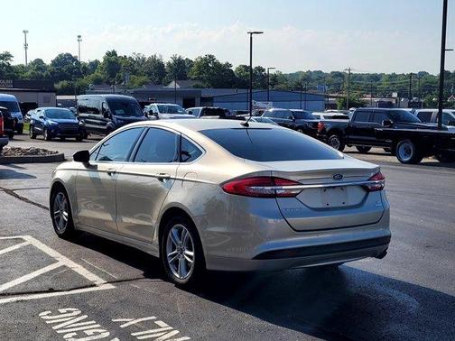 2018 Ford Fusion SE