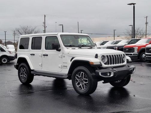 2024 Jeep Wrangler Sahara