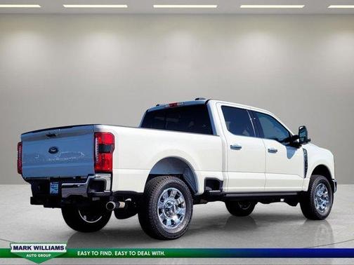 White Metallic 2023 Ford F-250 Lariat
