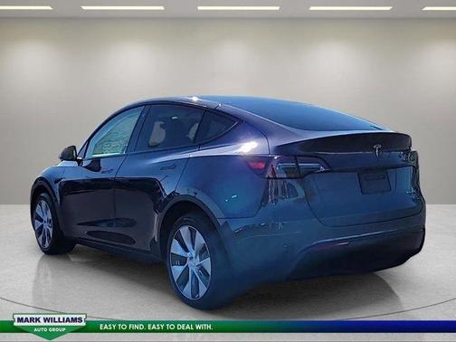 Midnight Silver Metallic 2022 Tesla Model Y Long Range
