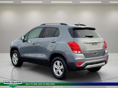Satin Steel Metallic 2019 Chevrolet Trax LT