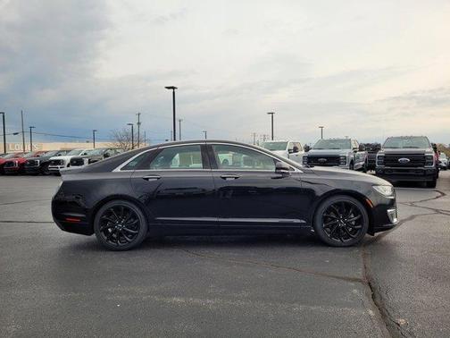 2020 Lincoln MKZ Standard