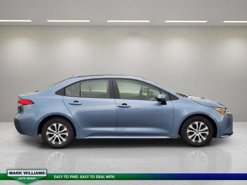 2022 Toyota Corolla Hybrid LE