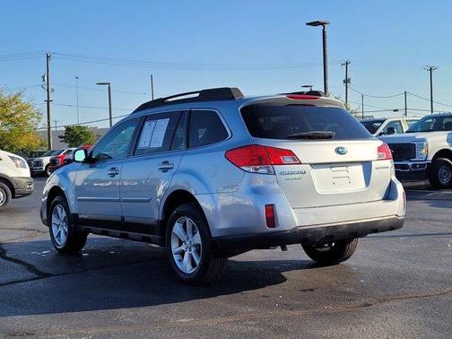 2013 Subaru Outback 2.5i Premium