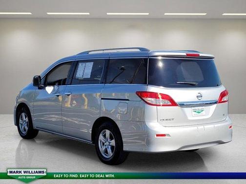 2016 Nissan Quest SV