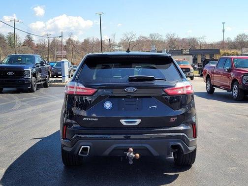2019 Ford Edge ST