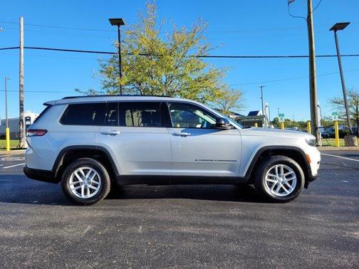 2024 Jeep Grand Cherokee L Laredo
