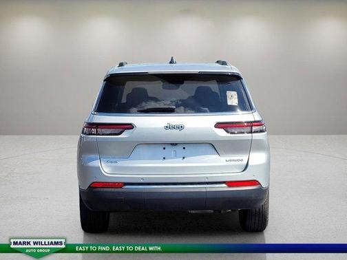 2024 Jeep Grand Cherokee L Laredo