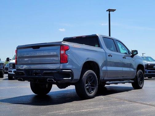 Satin Steel Metallic 2021 Chevrolet Silverado 1500 Custom Trail Boss