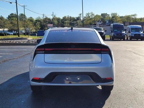 2025 Toyota Prius XLE